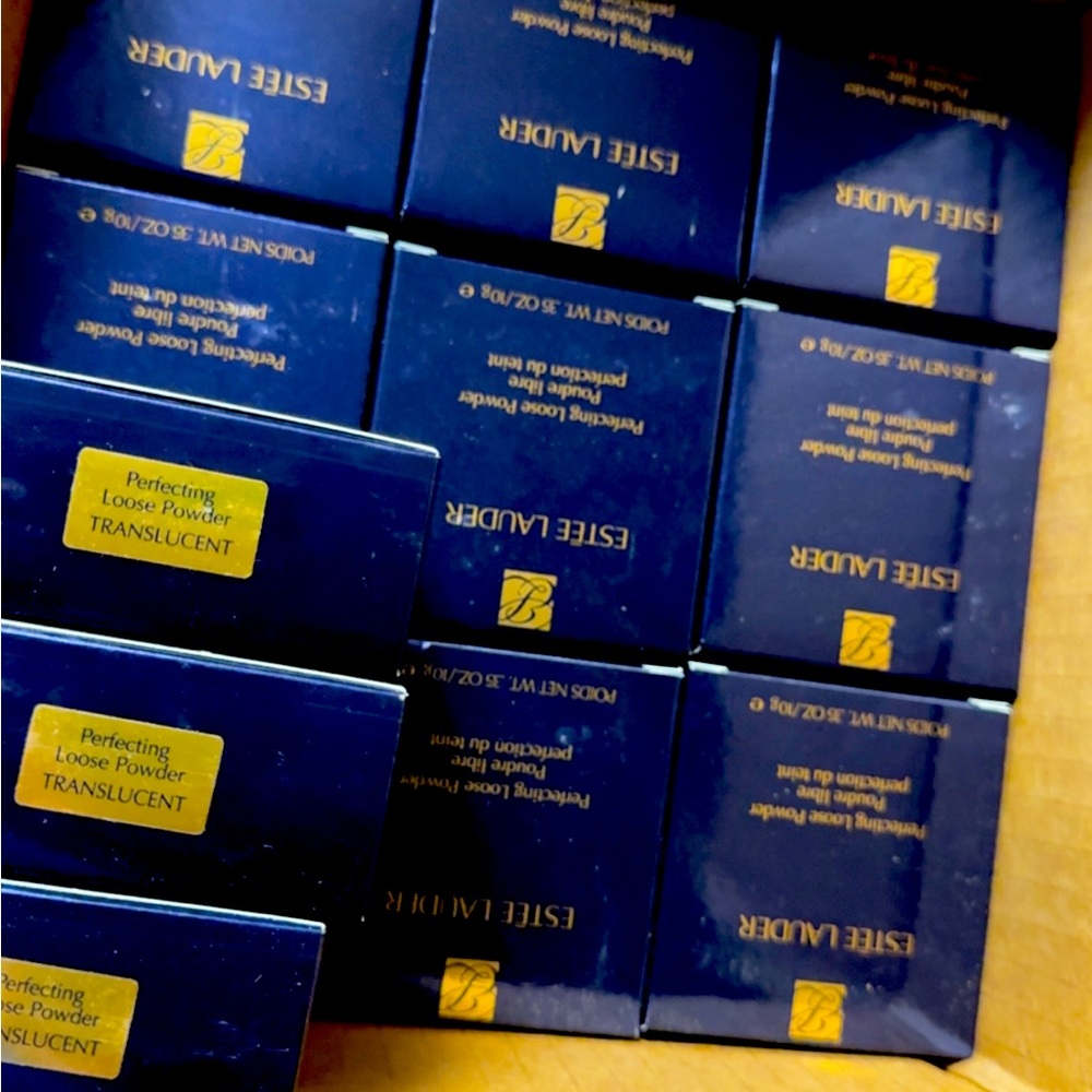 2 for 40 Translucent loose powder